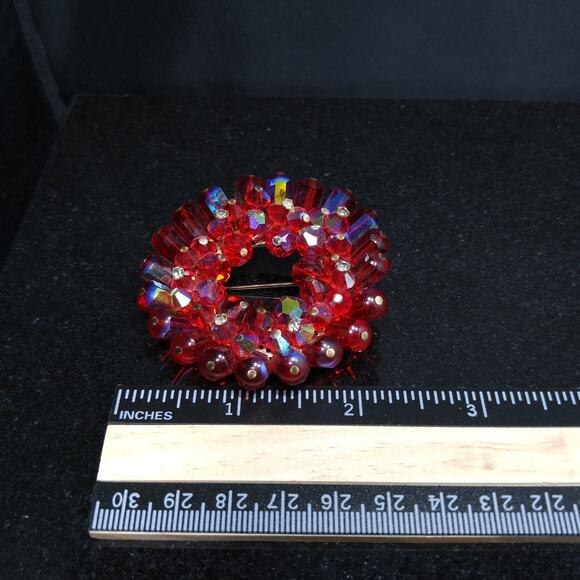 Vintage Crystal Red Aurora Borealis Bead Wreath Brooch, 1960s - Picture 10 of 10